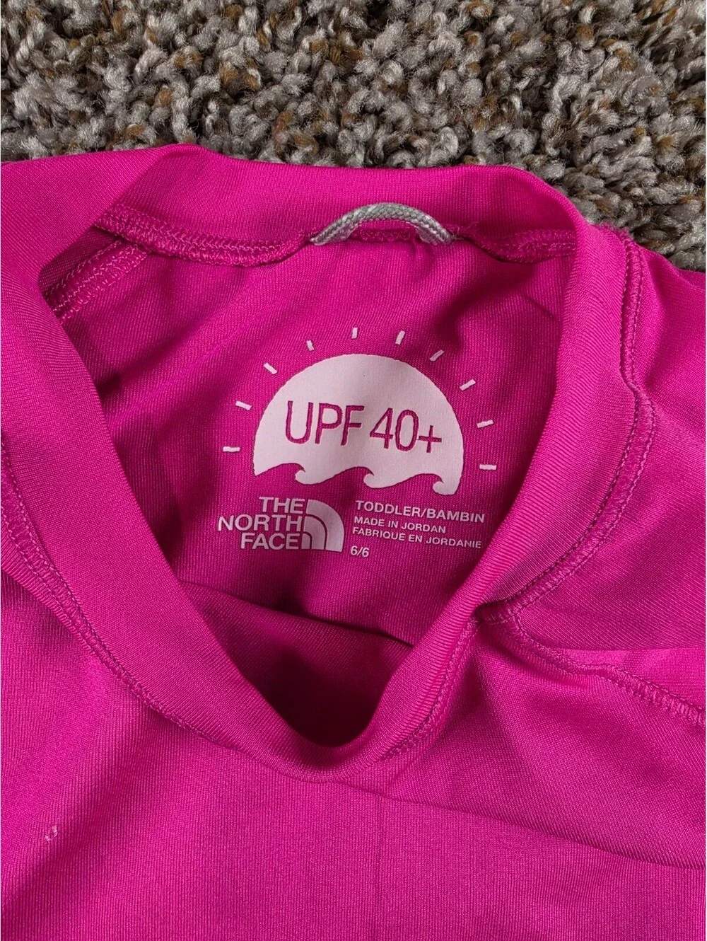 The North Face Girls Sz 6 Long Sleeve UPF 40+ T Shirt Bright Pink